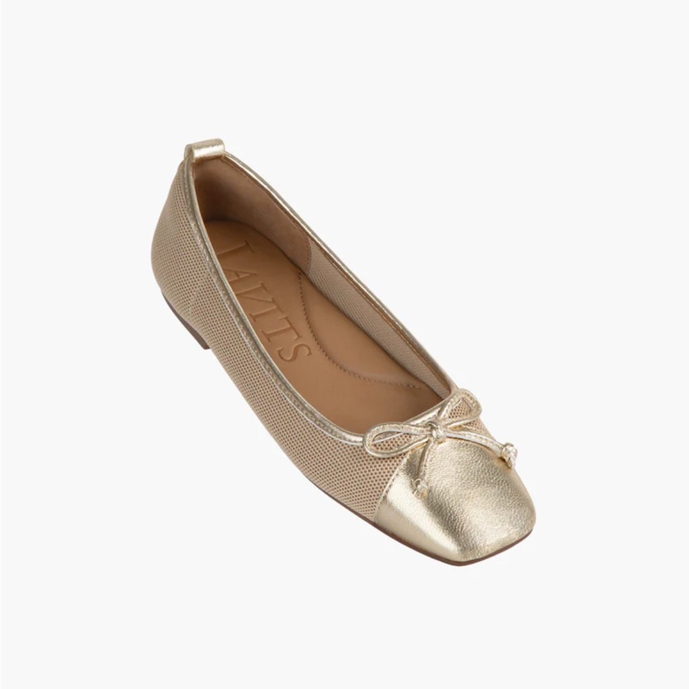 Eric Javits Gold Textured Flats